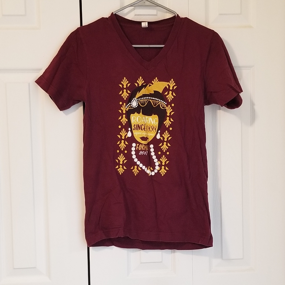 !!SUMMER SALE!! Burgundy/Maroon Tri Sigma Short Sleeve Tee, XS